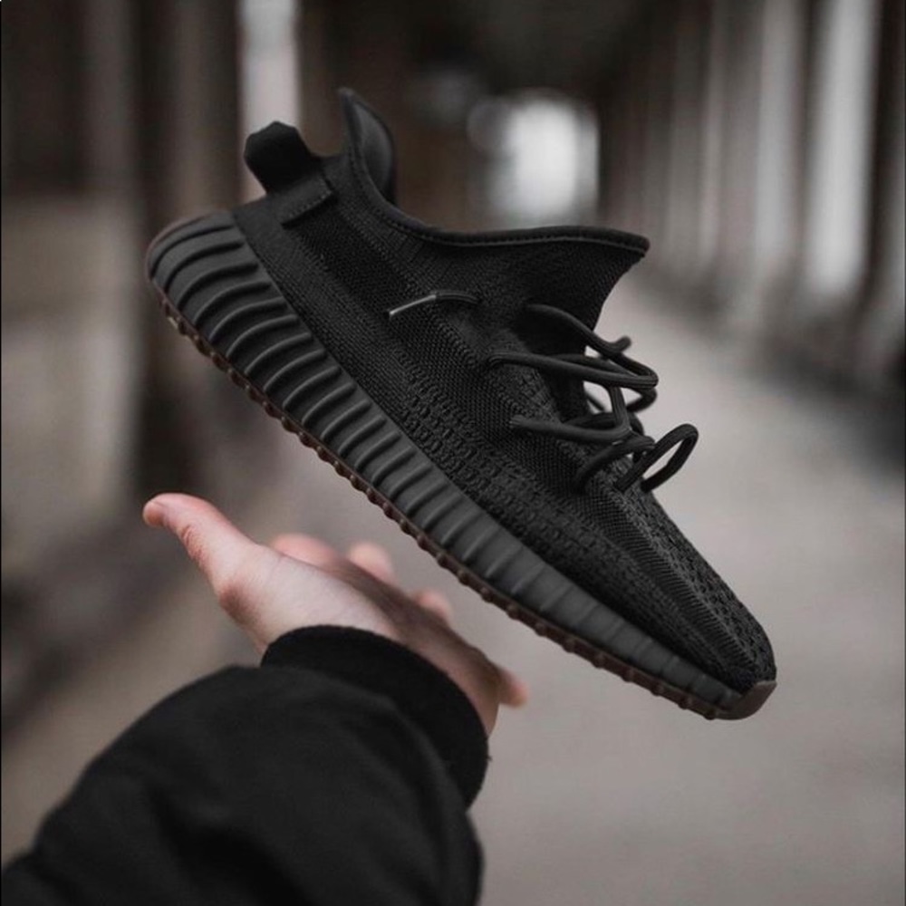 🏃‍♀️👟 ADIDAS Yeezy Boost 350 V2 "Cinder" sneakers 👟🏃